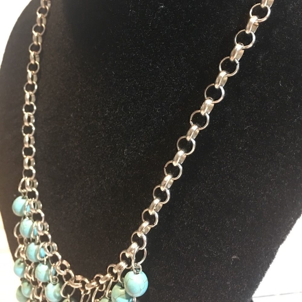 Turquoise & Silver Necklace with Earrings - Picture 5 of 8